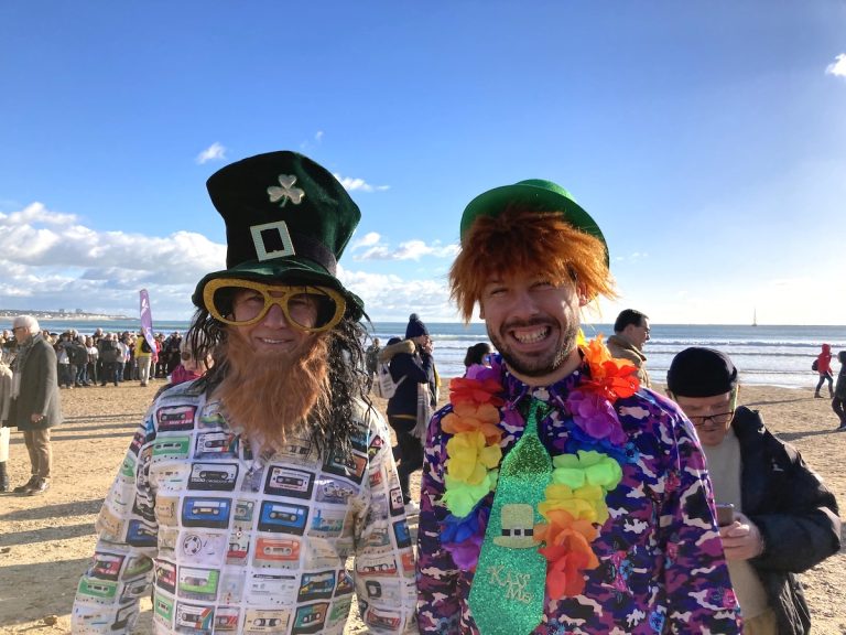 Les Sables Dolonne Vend E Photos Et Vid O Du Bain Des Givr S Avec